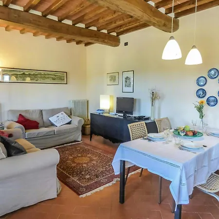 Apartmán With Terrace And Pool Near *