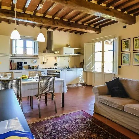 Apartmán With Terrace And Pool Near Lucca