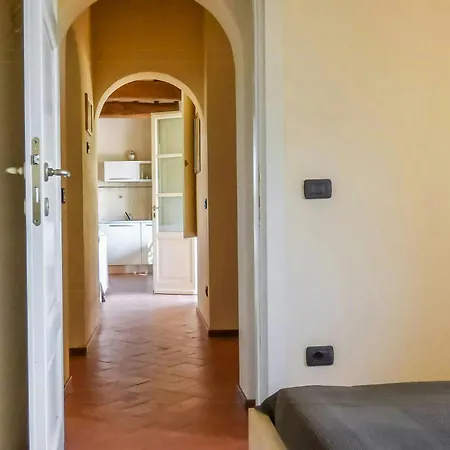 Apartmán With Terrace And Pool Near Lucca
